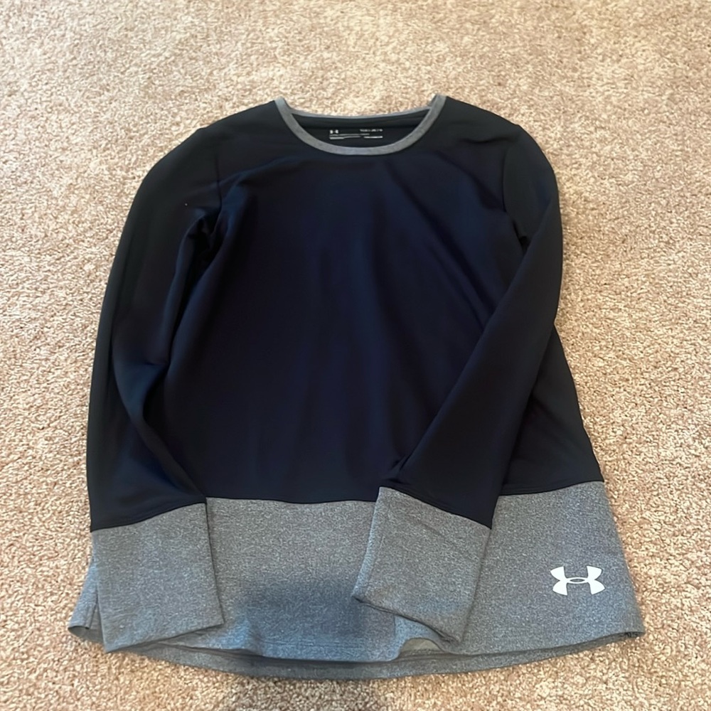 Long Sleeved Under Armour Cold Gear Shirt